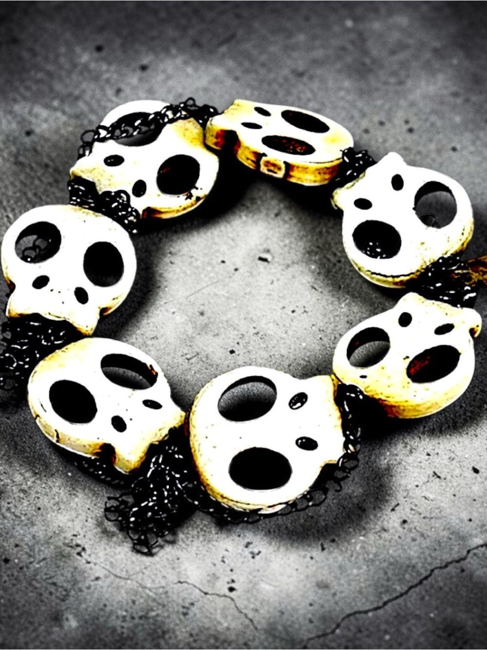 Signed Skull ivory color distressed stretch bracelet with mini chains in between